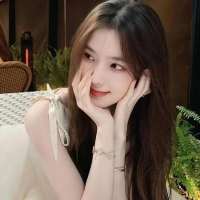 向下扭曲